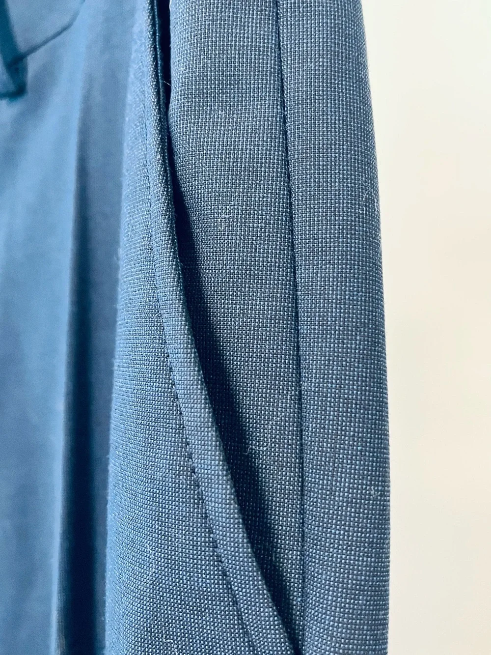 J. Ferrar Navy Blue Two-Piece Suit See Messurements